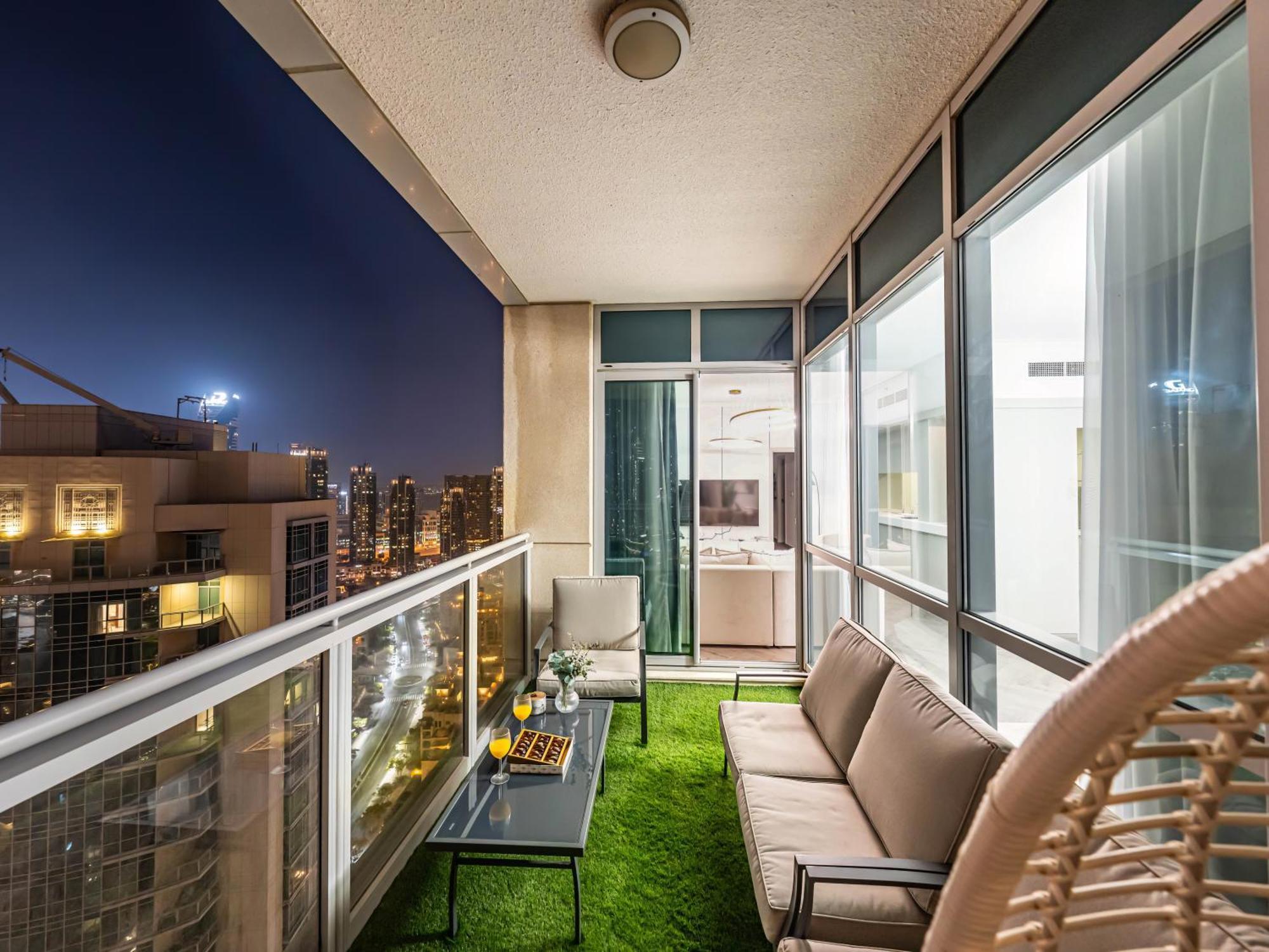 Appartement Luxe 4 Bedroom I Burj Khalifa & Fountain Views I Free Gym, Pool, Parking, Wi-fi And Ps5 I By Skyline Serenity *