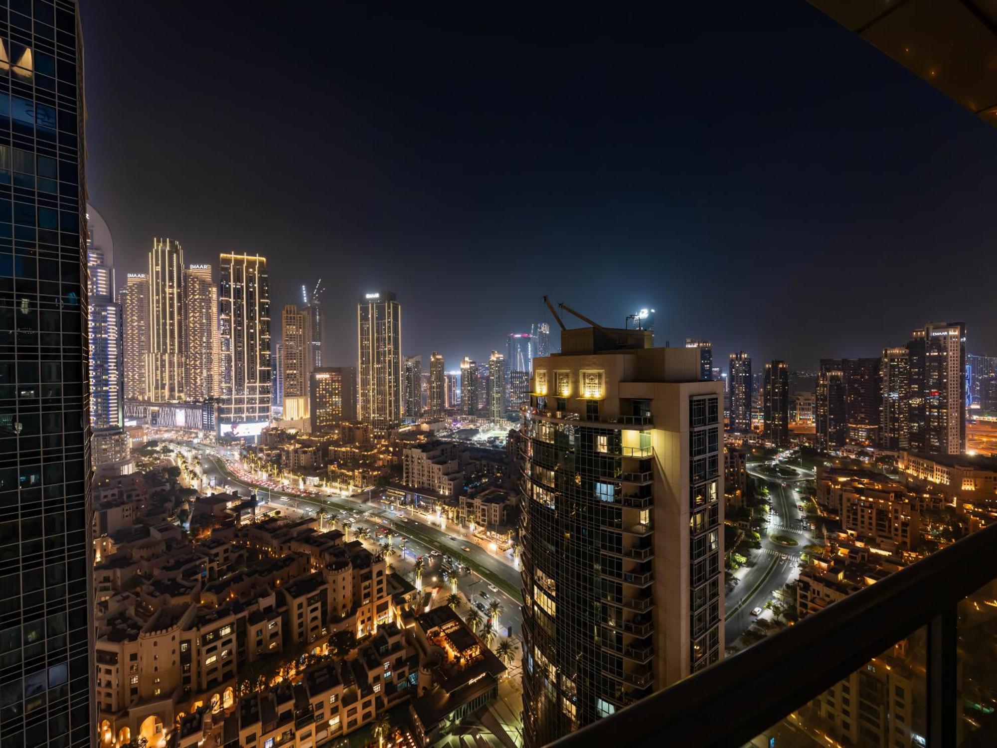 Appartement Luxe 4 Bedroom I Burj Khalifa & Fountain Views I Free Gym, Pool, Parking, Wi-fi And Ps5 I By Skyline Serenity