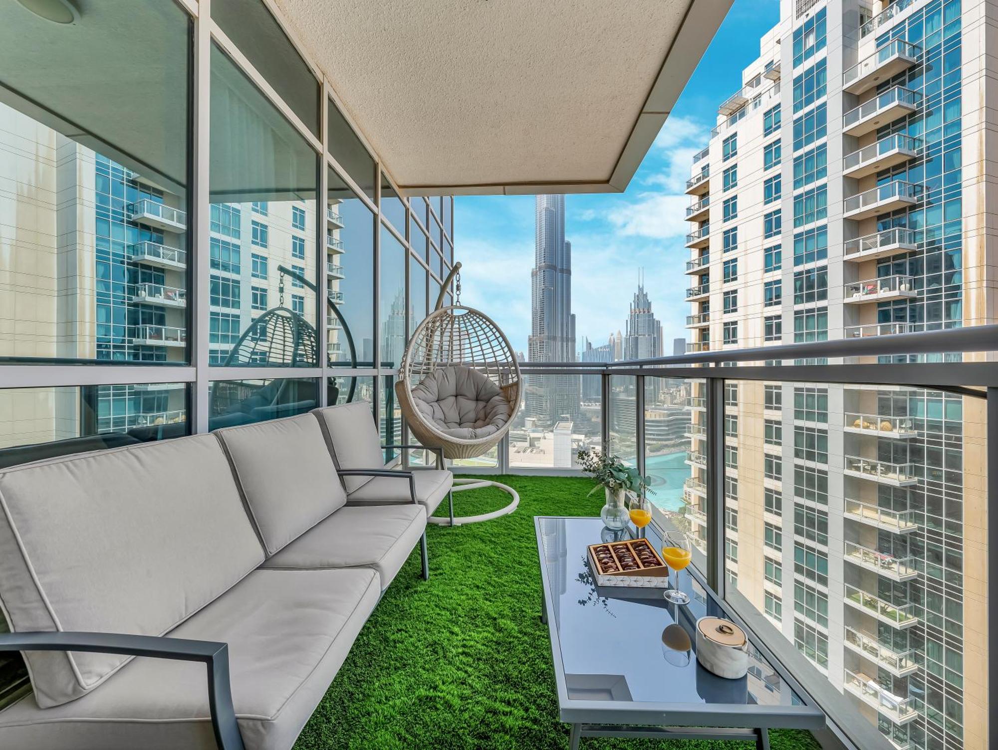 Luxe 4 Bedroom I Burj Khalifa & Fountain Views I Free Gym, Pool, Parking, Wi-fi And Ps5 I By Skyline Serenity * Dubaï