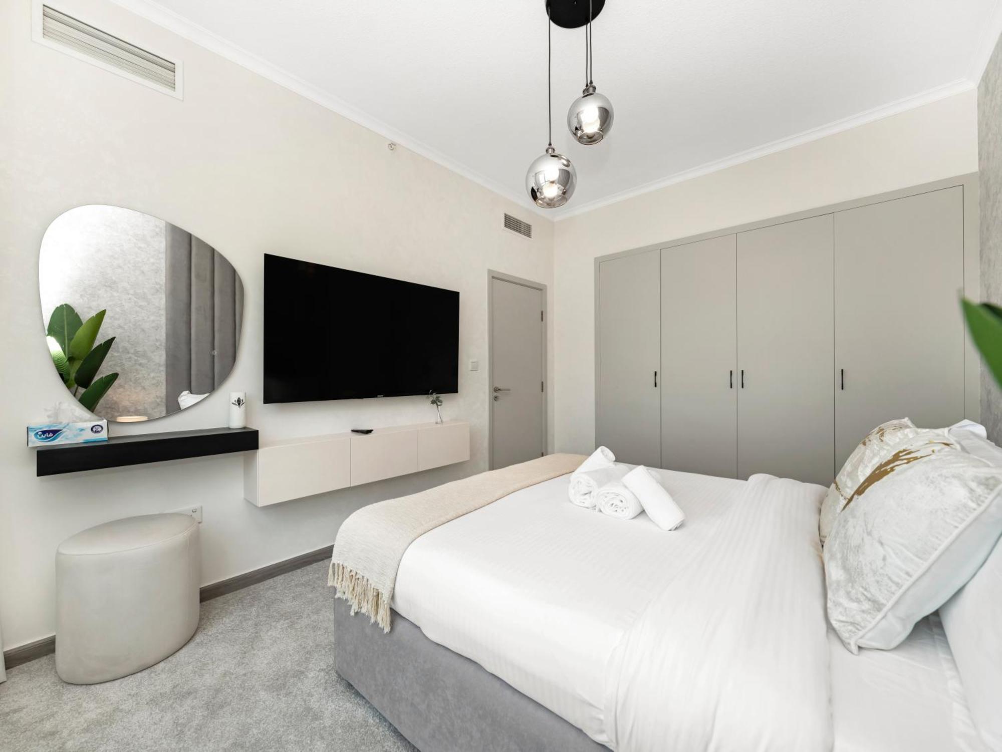 Appartement Luxe 4 Bedroom I Burj Khalifa & Fountain Views I Free Gym, Pool, Parking, Wi-fi And Ps5 I By Skyline Serenity Dubaï