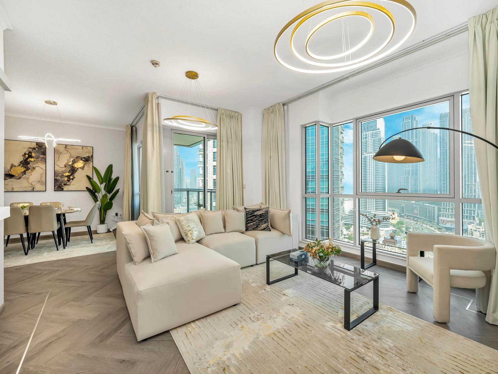 Luxe 4 Bedroom I Burj Khalifa & Fountain Views I Free Gym, Pool, Parking, Wi-fi And Ps5 I By Skyline Serenity Appartement