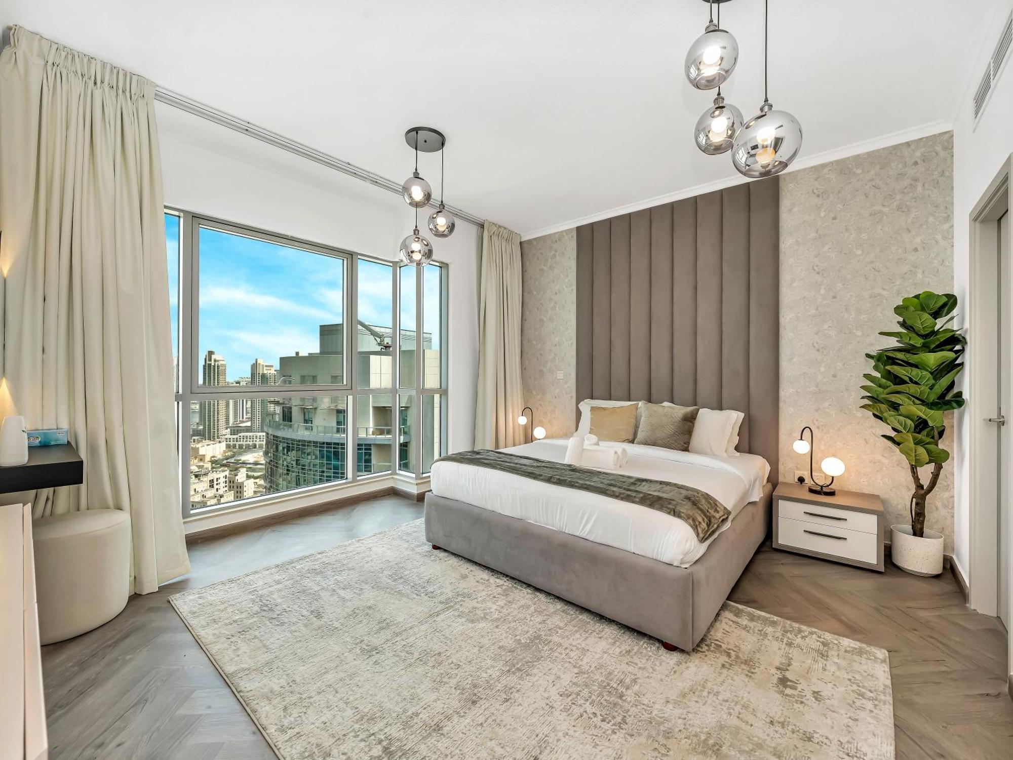 Luxe 4 Bedroom I Burj Khalifa & Fountain Views I Free Gym, Pool, Parking, Wi-fi And Ps5 I By Skyline Serenity * Dubaï