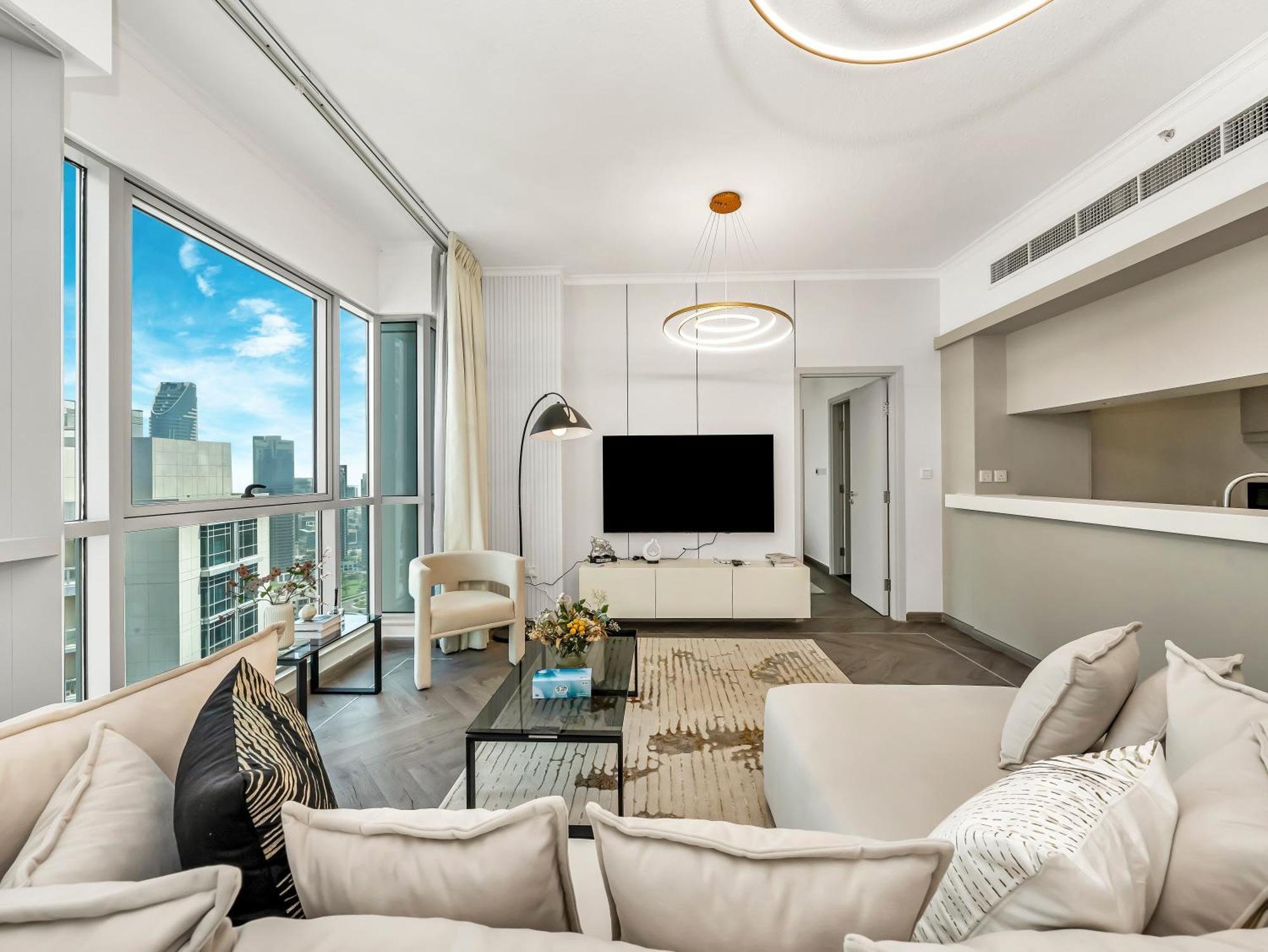 Luxe 4 Bedroom I Burj Khalifa & Fountain Views I Free Gym, Pool, Parking, Wi-fi And Ps5 I By Skyline Serenity Appartement *