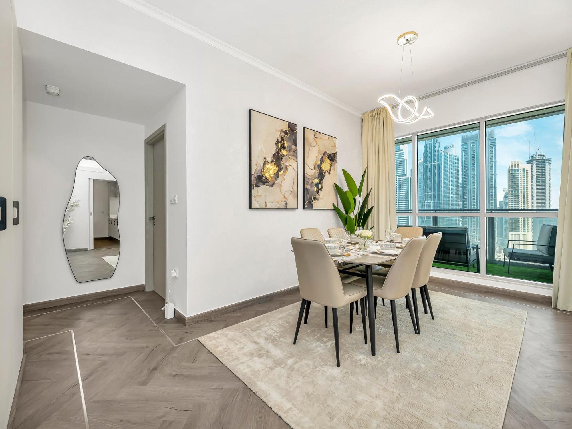 Luxe 4 Bedroom I Burj Khalifa & Fountain Views I Free Gym, Pool, Parking, Wi-fi And Ps5 I By Skyline Serenity Appartement *